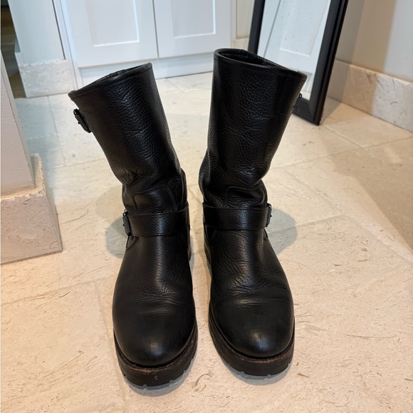 Frye Boots - Natalie Mid Engineer Lug Shearling Lined size 8M Black - Picture 6 of 9